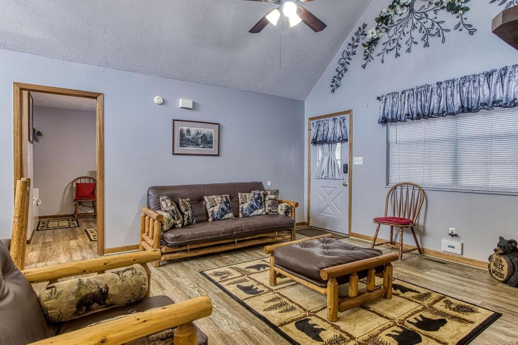 Adalynn'S Mountain Retreat-Hot Tub, 1089 Of Free Tickets For Each Paid Day, Dollywood And More! Pigeon Forge Esterno foto